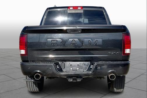 2018 RAM 1500 Night Crew Cab 4x4 5'7' Box