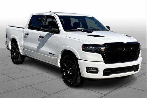 Bright White Clearcoat 2026 RAM 1500 Laramie