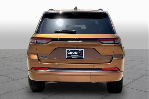 Copper Shino Metallic Clearcoat 2026 Jeep Grand Cherokee Limited