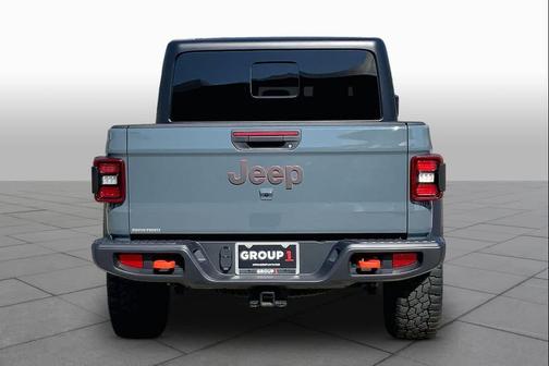 Anvil Clear Coat 2024 Jeep Gladiator Mojave