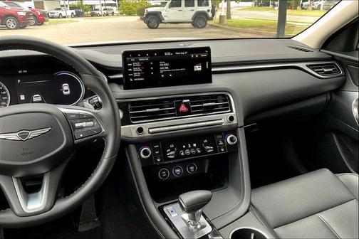 2025 Genesis G70 2.5T RWD