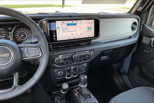 2025 Jeep Gladiator Sport S