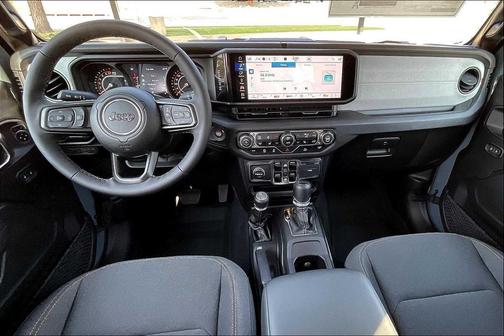 2025 Jeep Gladiator Sport S