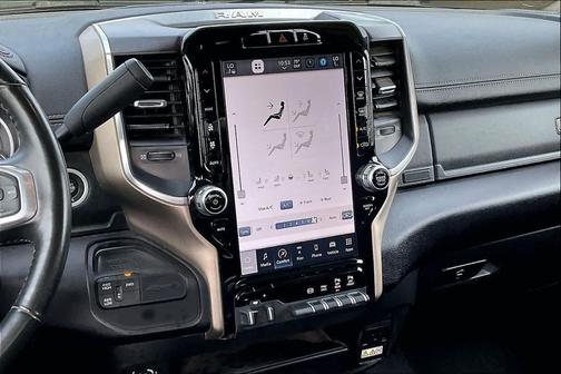 Bright White Clearcoat 2024 RAM 2500 Laramie Crew Cab 4x4 6'4' Box