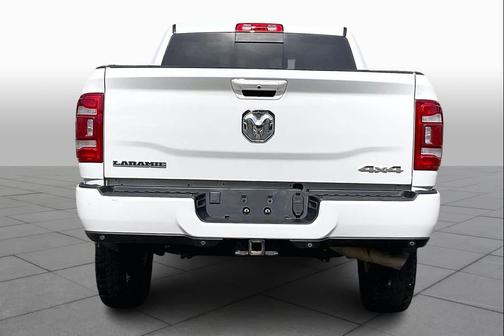 Bright White Clearcoat 2024 RAM 2500 Laramie Crew Cab 4x4 6'4' Box