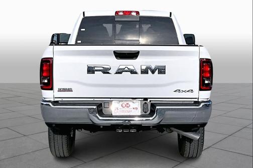 2026 RAM 2500 Tradesman Crew Cab 4x4 6'4' Box