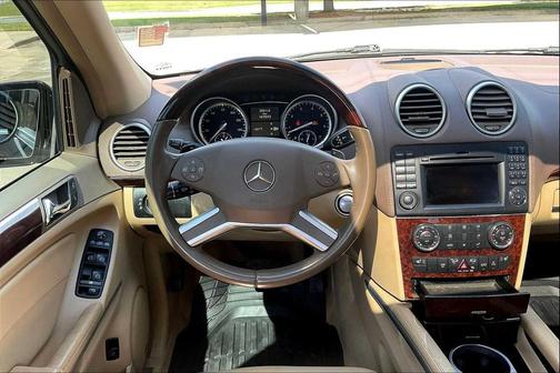 2010 Mercedes-Benz GL-Class 4MATIC