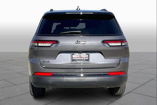 Baltic Gray Metallic Clearcoat 2025 Jeep Grand Cherokee L Limited