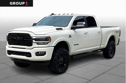 2022 RAM 2500 Laramie Crew Cab 4x4 6'4' Box
