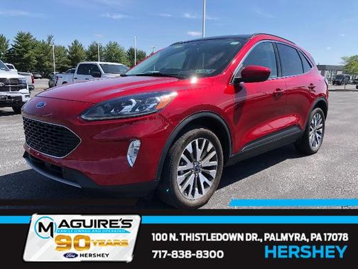 2022 Ford Escape TITANIUM