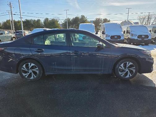 2024 Subaru Legacy PREMIUM