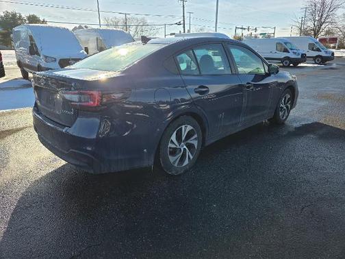 2024 Subaru Legacy PREMIUM