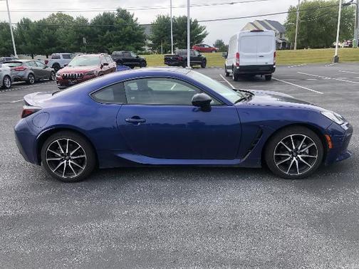 2023 Toyota GR86 BASE
