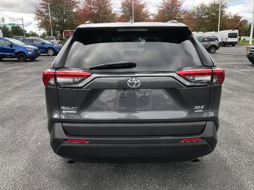 2019 Toyota RAV4 XLE PREMIUM