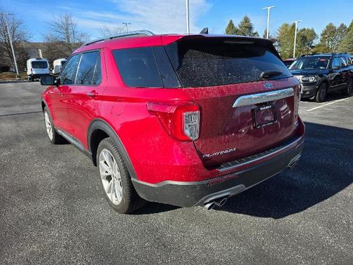 2023 Ford Explorer PLATINUM