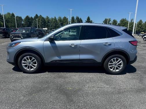 ICED BLUE SILVER METALLIC 2022 Ford Escape SE
