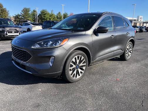 2020 Ford Escape SEL