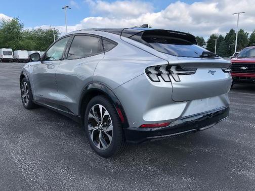 2021 Ford Mustang Mach-E PREMIUM