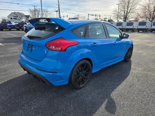 2017 Ford Focus RS BASE