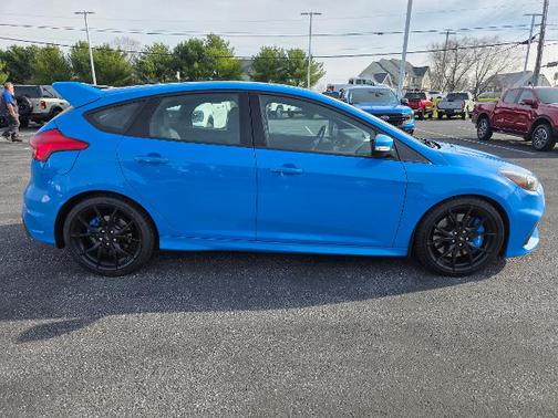 2017 Ford Focus RS BASE