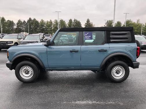 2022 Ford Bronco BASE