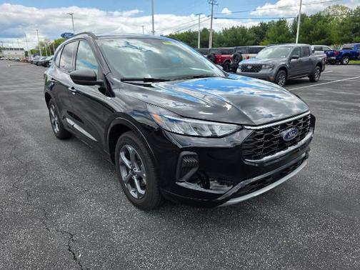 AGATE BLACK METALLIC 2023 Ford Escape ST-LINE