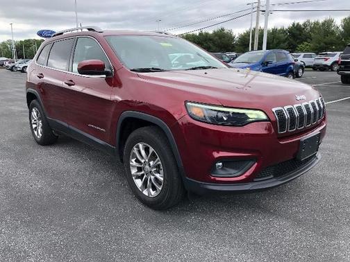 2021 Jeep Cherokee LATITUDE LUX