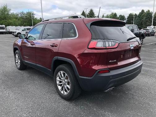 2021 Jeep Cherokee LATITUDE LUX