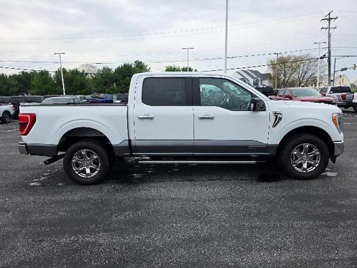 OXFORD WHITE 2023 Ford F-150 XLT