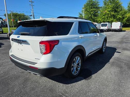 STAR WHITE MET TRI-COAT 2022 Ford Explorer XLT