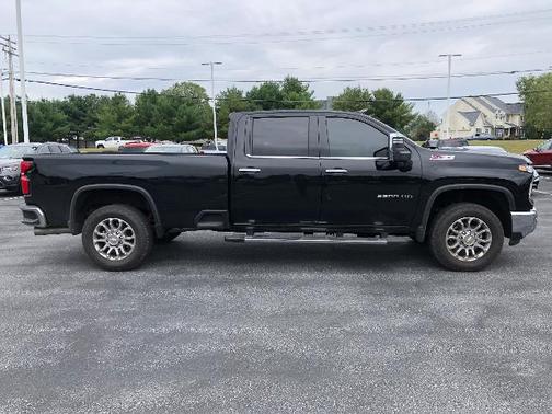 2025 Chevrolet Silverado 3500 LTZ