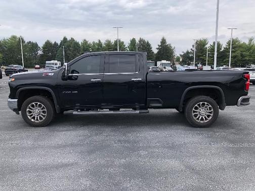 2025 Chevrolet Silverado 3500 LTZ