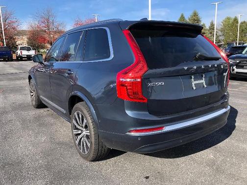 2023 Volvo XC90 B6 PLUS 7-SEATER