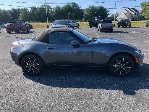 2024 Mazda MX-5 Miata GRAND TOURING