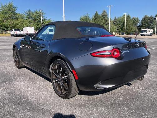 2024 Mazda MX-5 Miata GRAND TOURING
