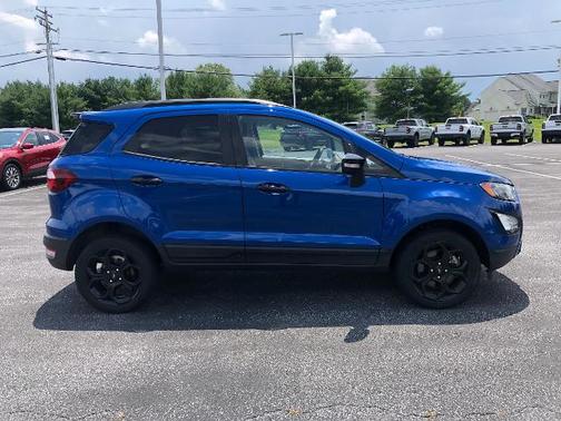 2022 Ford EcoSport SES
