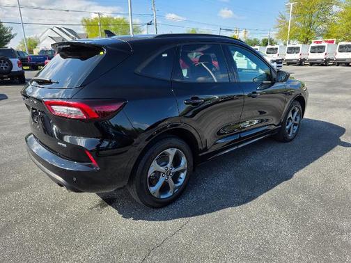 AGATE BLACK METALLIC 2024 Ford Escape ST-LINE