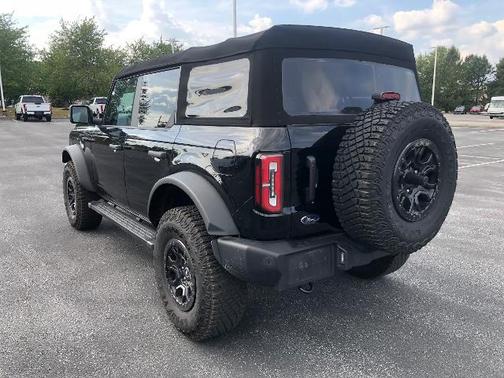 2023 Ford Bronco WILDTRAK