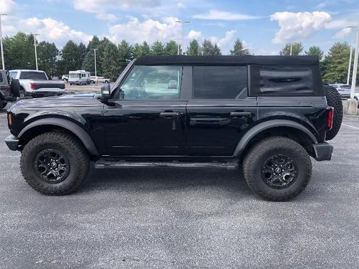 2023 Ford Bronco WILDTRAK
