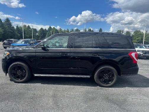 AGATE BLACK METALLIC 2020 Ford Expedition XLT