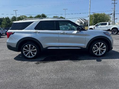 ICONIC SILVER METALLIC 2025 Ford Explorer PLATINUM