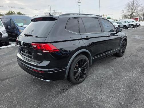 2021 Volkswagen Tiguan 2.0T SE R-LINE BLACK