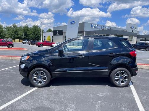 Photo 2 of 3 of 2021 Ford EcoSport S