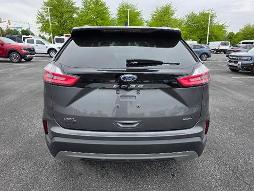 CARBONIZED GRAY 2022 Ford Edge SEL