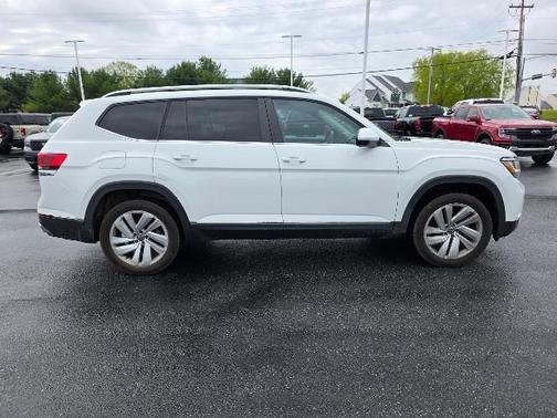 Pure White 2021 Volkswagen Atlas 3.6 SEL