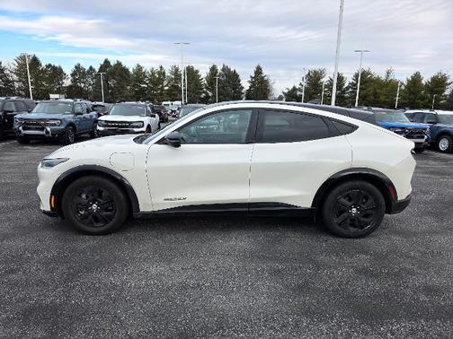 2021 Ford Mustang Mach-E CALIFORNIA ROUTE 1