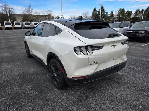2021 Ford Mustang Mach-E CALIFORNIA ROUTE 1