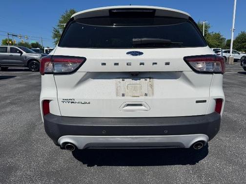 STAR WHITE METALLIC TRI-COA 2020 Ford Escape TITANIUM