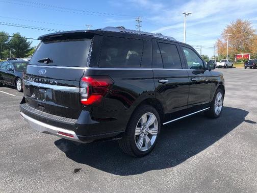 2023 Ford Expedition PLATINUM