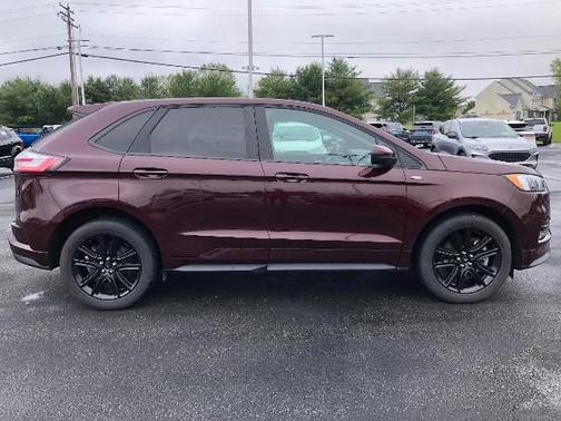 2022 Ford Edge ST LINE